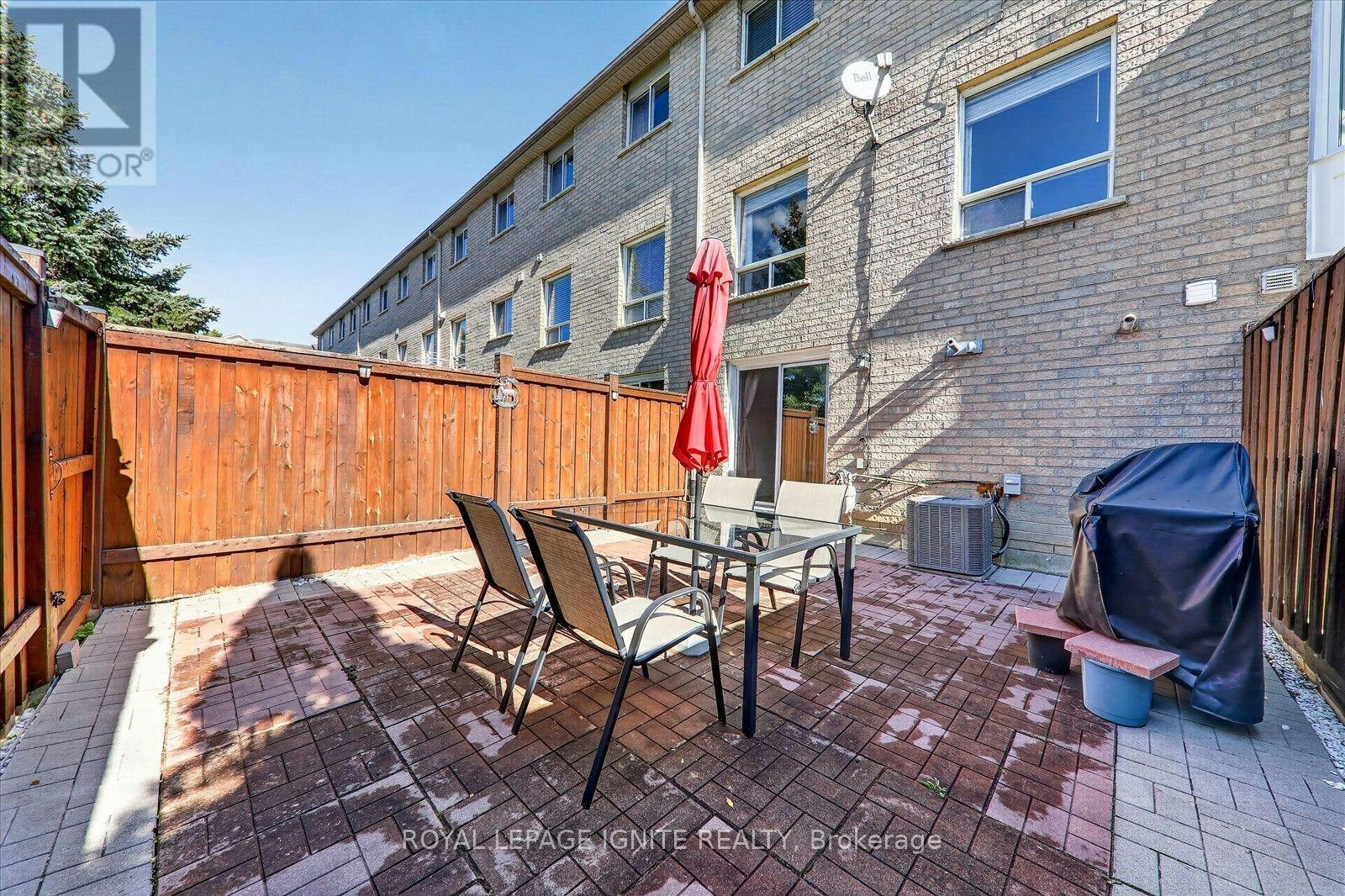 51-2 Sir Lou Drive, Brampton, ON, L6Y 5A8 - 32