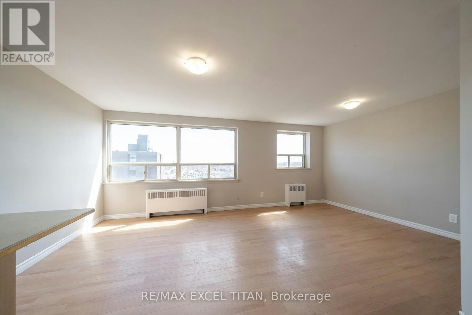 333C-468 Ottawa Street, Hamilton, ON, L8H 4A6 3