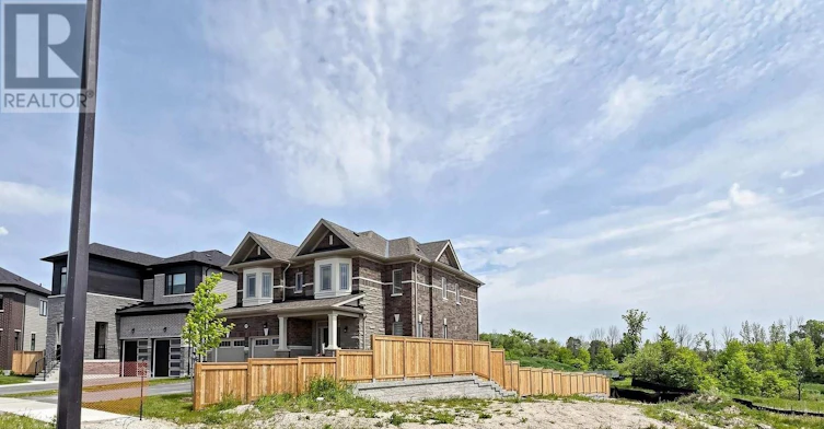60 Season Crescent, Wasaga Beach, ON, L9Z 0M4 - 2