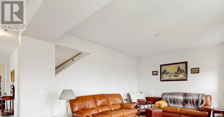 60 Season Crescent, Wasaga Beach, ON, L9Z 0M4 - 5