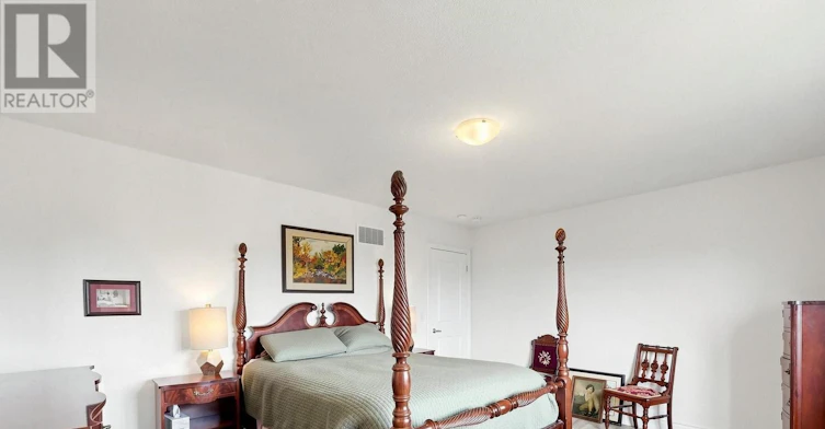 60 Season Crescent, Wasaga Beach, ON, L9Z 0M4 - 13