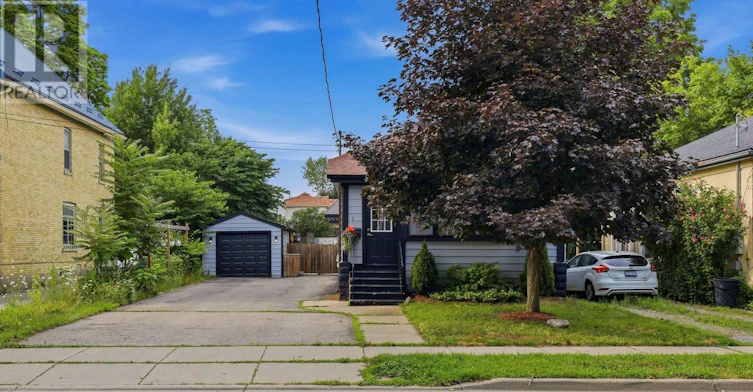 946 Lorne Avenue, London, ON, N5W 3L1 - 2