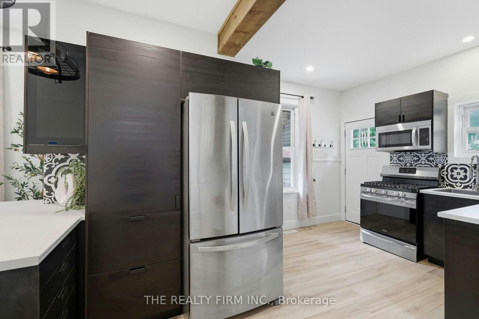946 Lorne Avenue, London, ON, N5W 3L1 - 16
