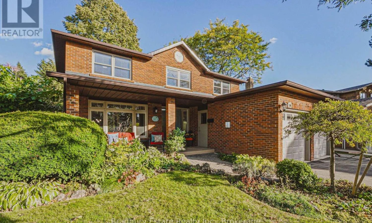 1106 Huntley Court