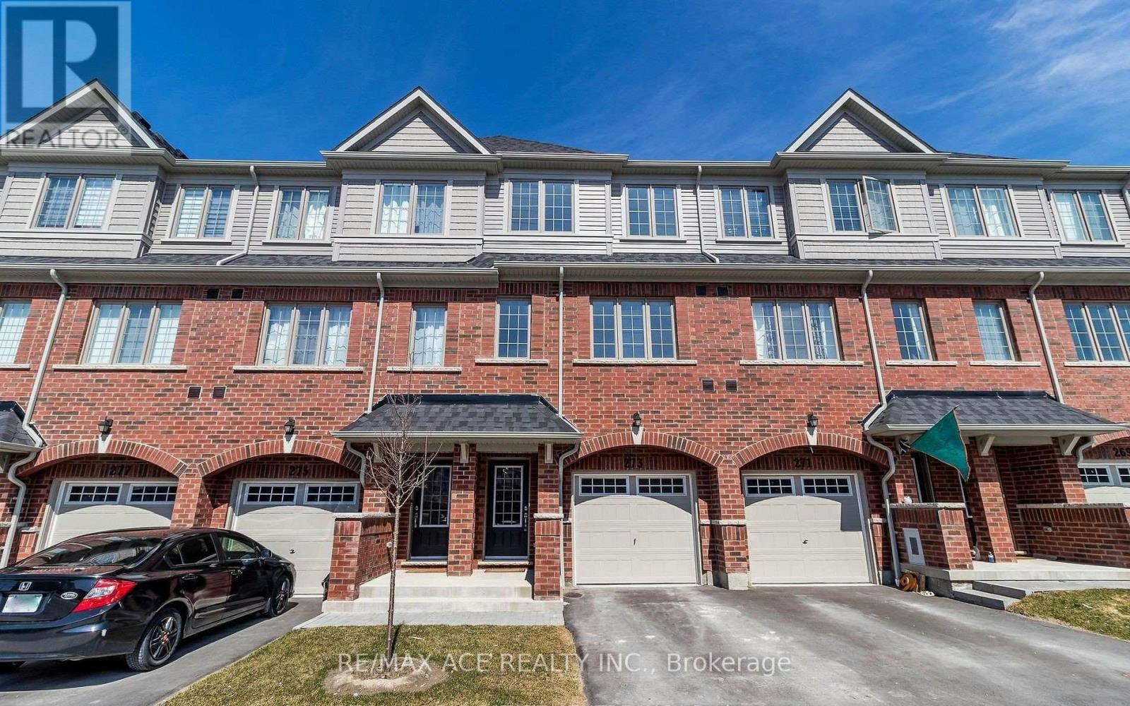 109-2560 Barbarolli Path, Oshawa, ON, L1L 0P9