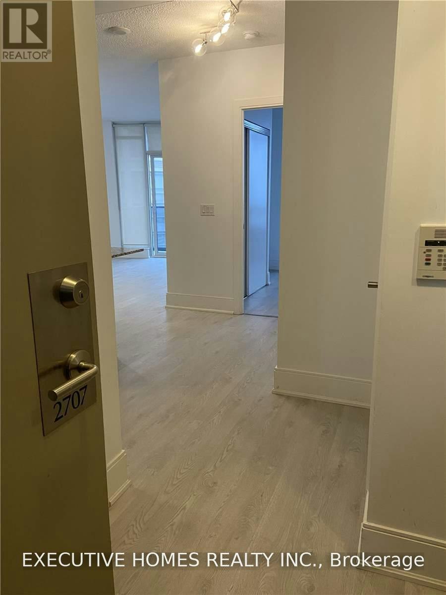 2707-330 Burnhamthorpe Road, Mississauga, ON, L5B 3Y5