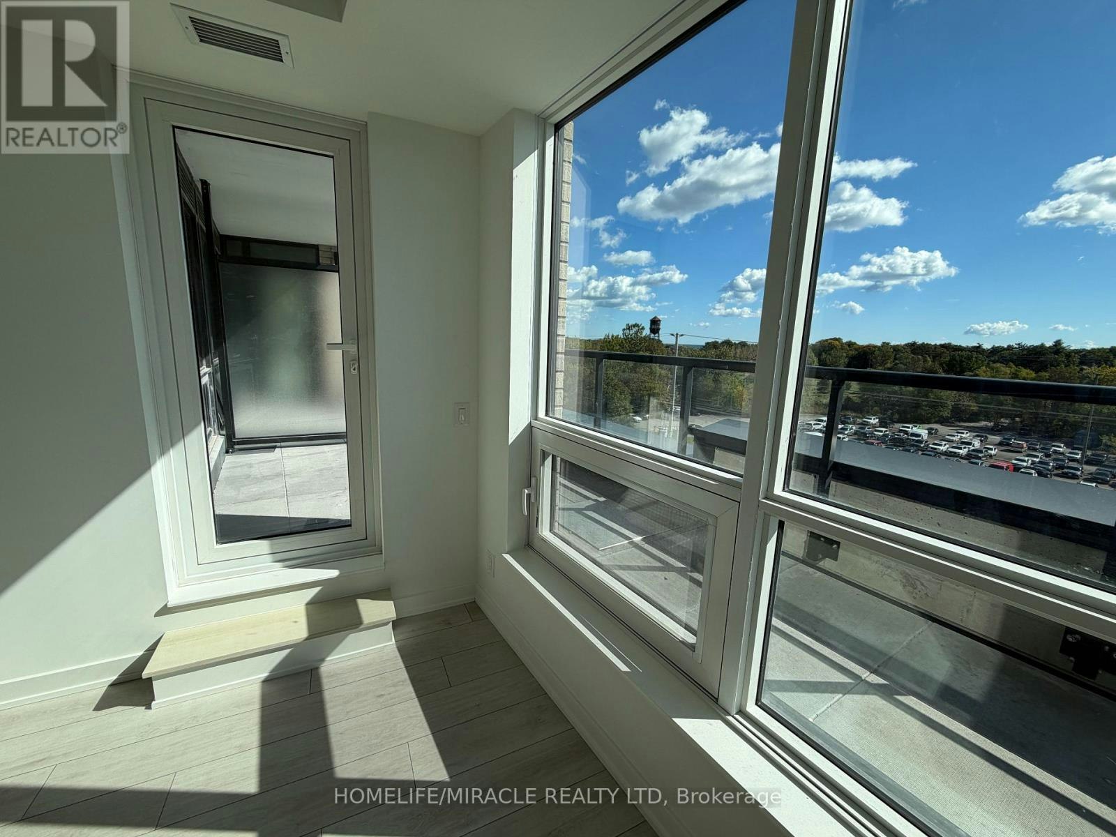 523-1381 Lakeshore Road E, Mississauga, ON, L5E 1G6 - 17
