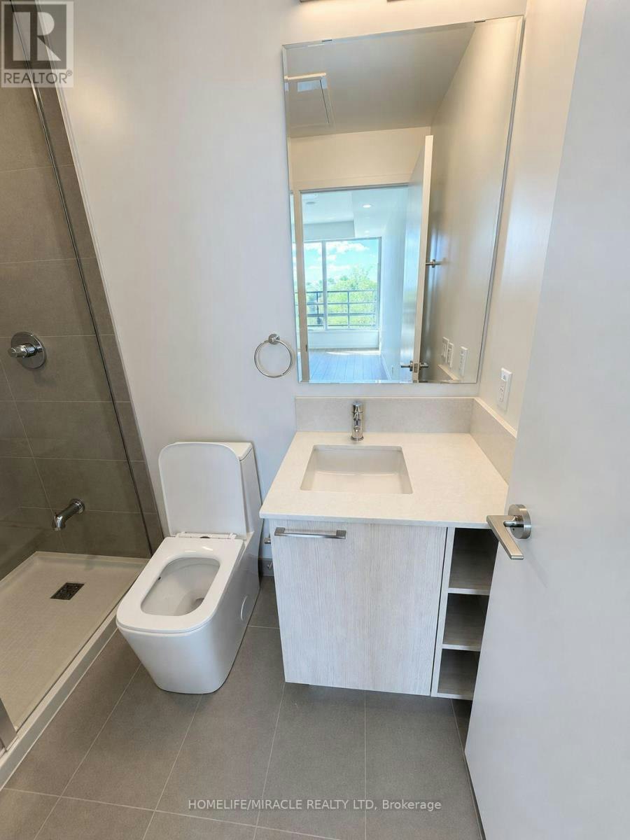 523-1381 Lakeshore Road E, Mississauga, ON, L5E 1G6 5