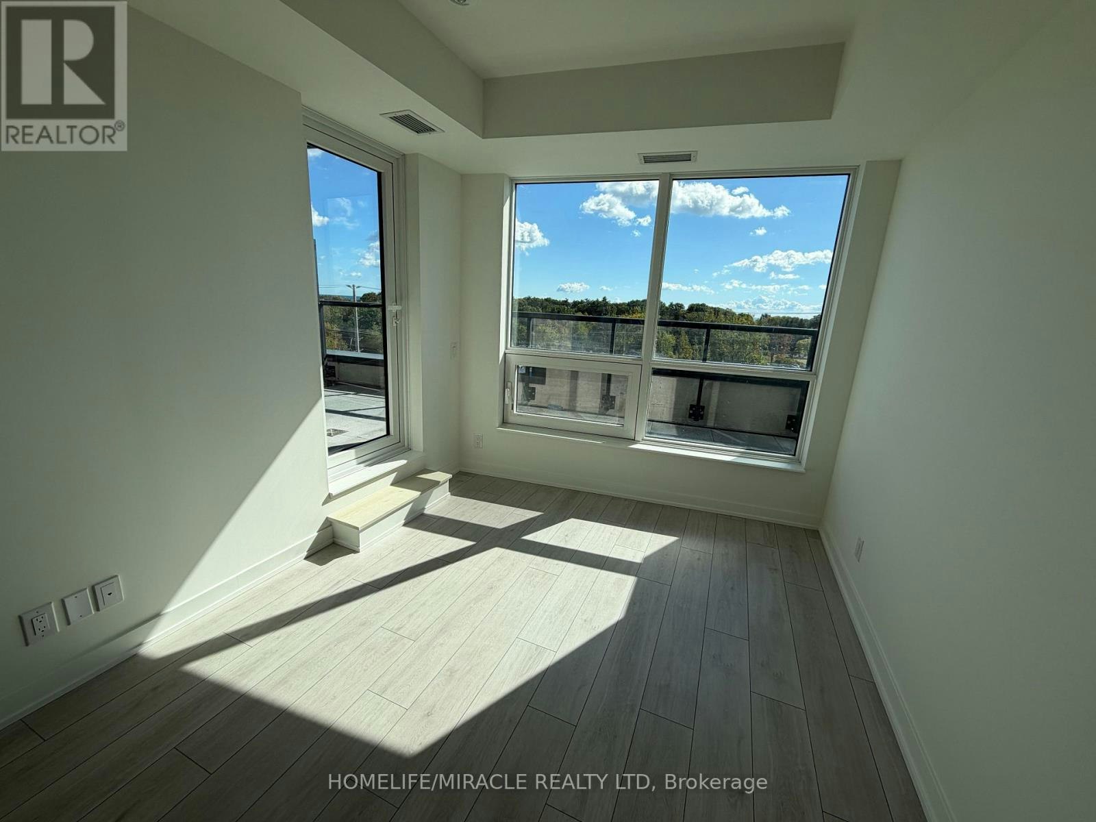523-1381 Lakeshore Road E, Mississauga, ON, L5E 1G6 - 16