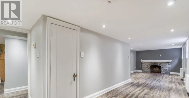 880 Royal York Road, Toronto, ON, M8Y 2V6 - 31