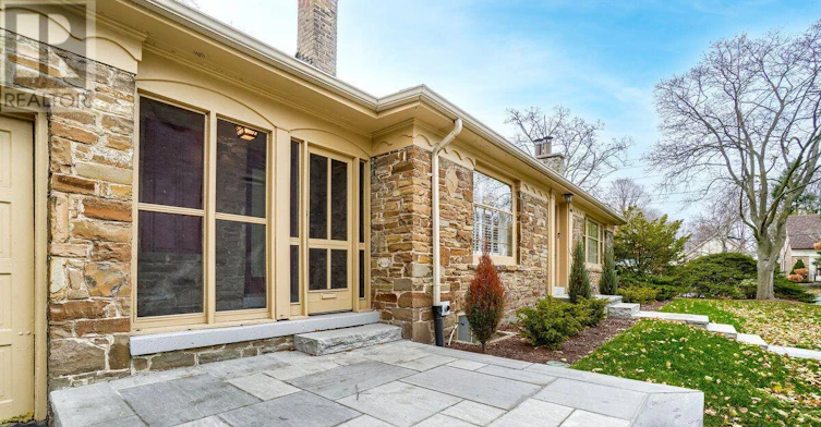 880 Royal York Road, Toronto, ON, M8Y 2V6 - 4