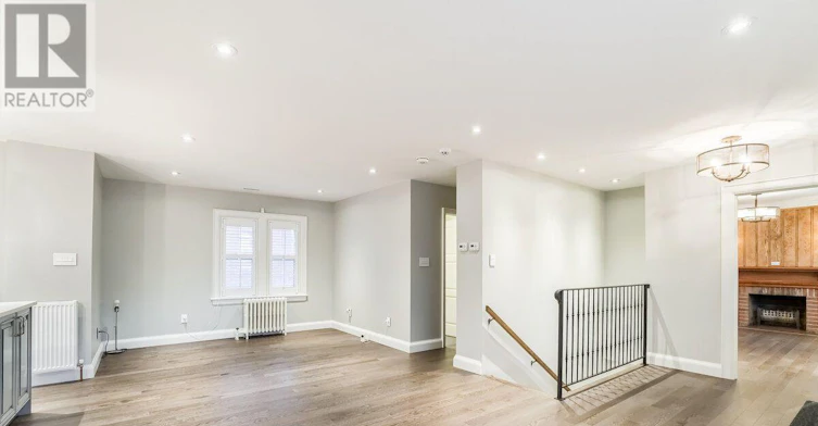 880 Royal York Road, Toronto, ON, M8Y 2V6 - 10