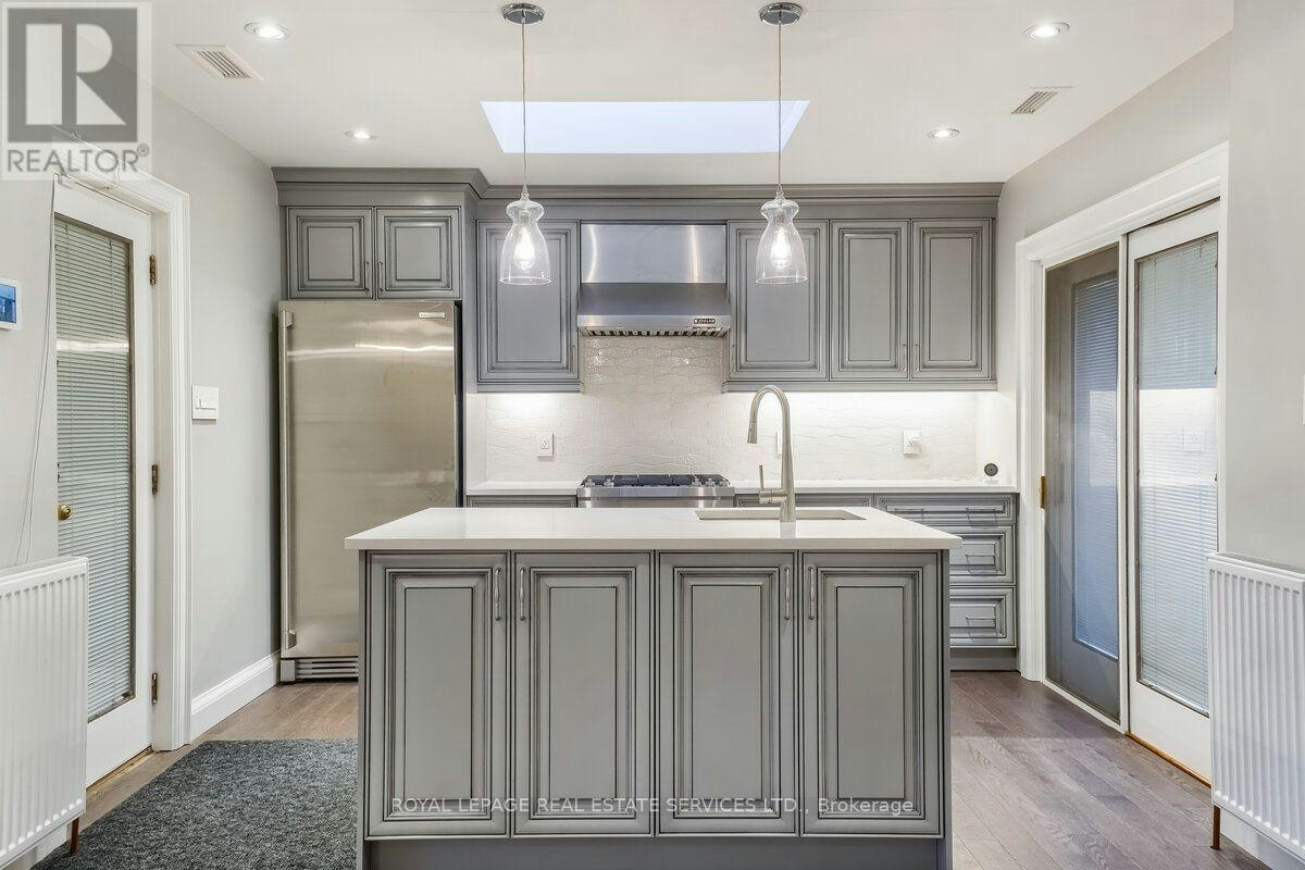 880 Royal York Road, Toronto, ON, M8Y 2V6 - 14