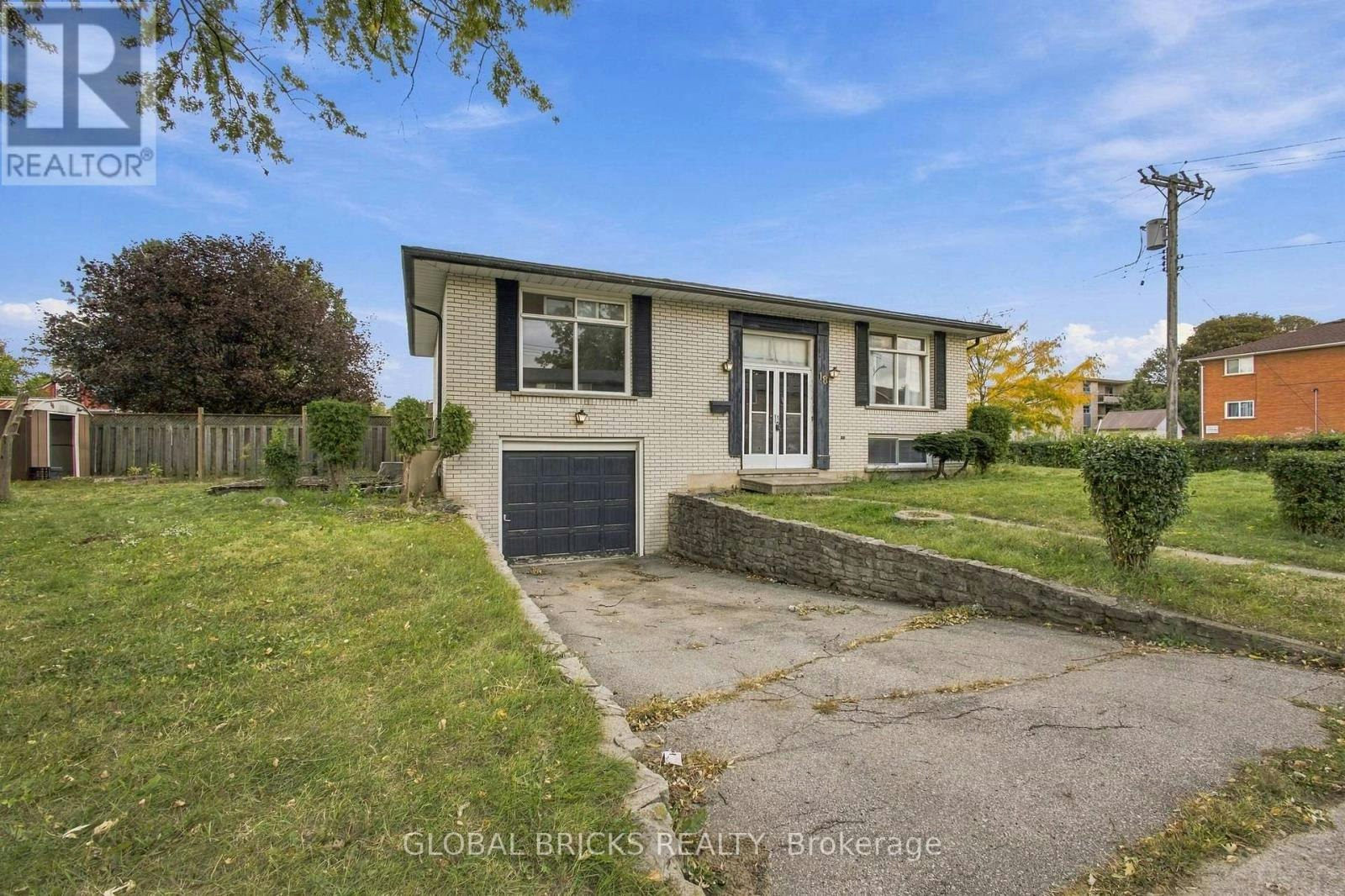 18 Falesy Avenue, Kitchener, ON, N2A 1N8