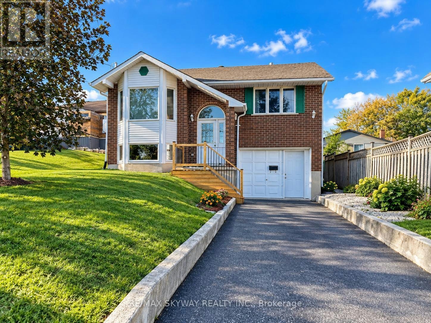 153 Fisher Mills Road, Cambridge, ON, N3C 1E1