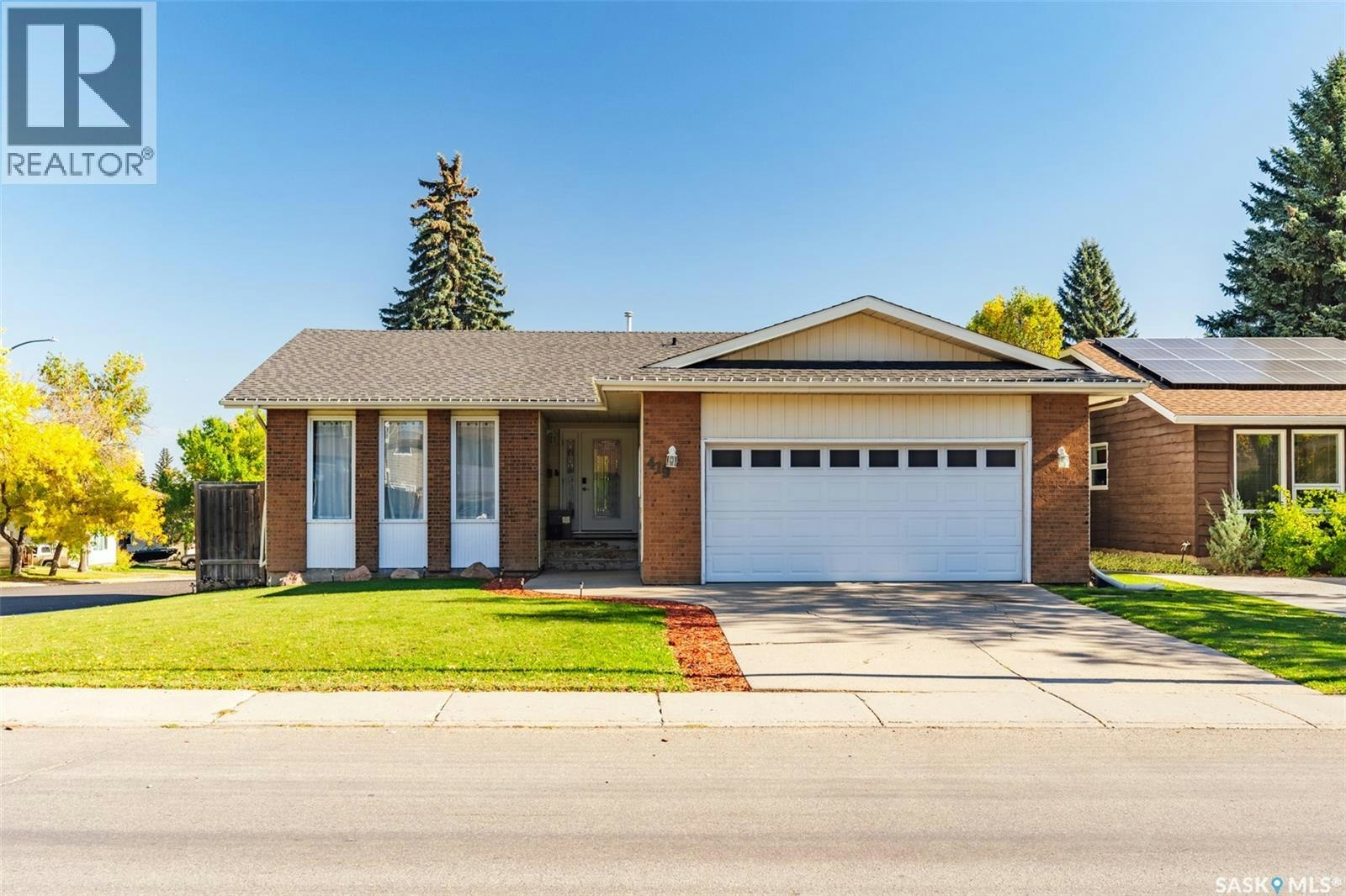 419 Kingsmere Boulevard, Saskatoon, SK, S7J 3T9