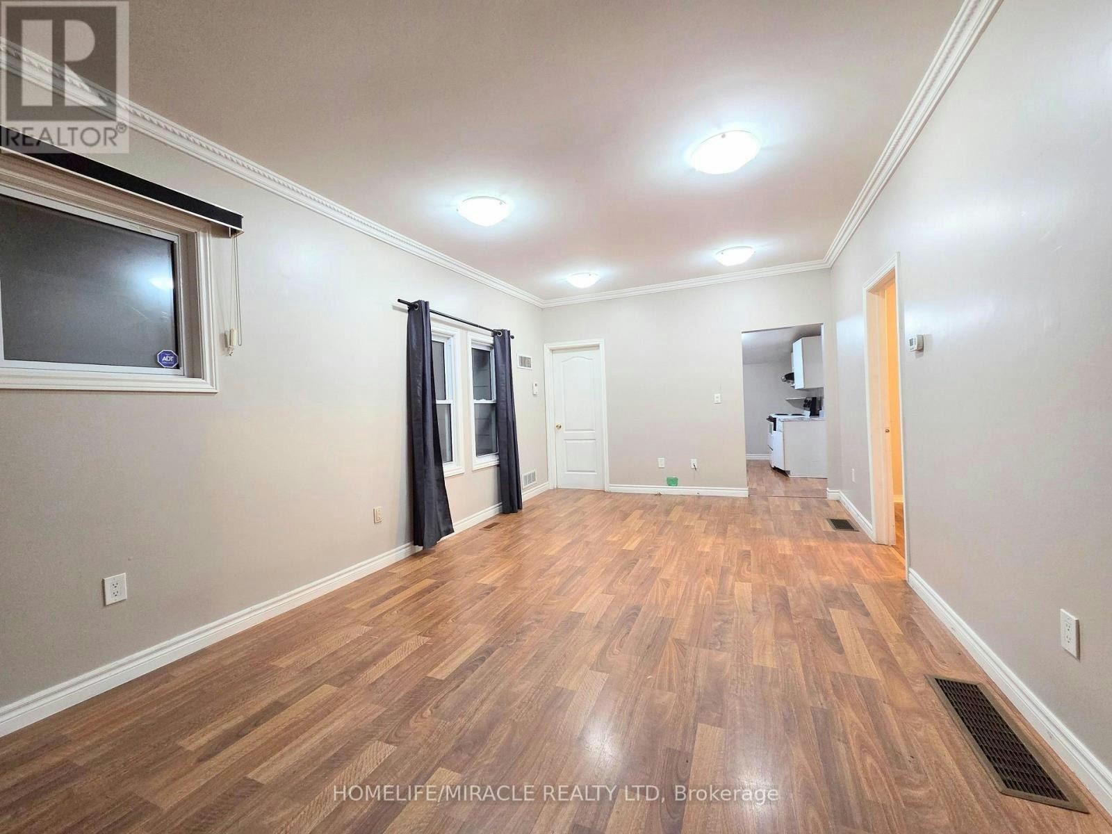 908 Windsor Avenue, Windsor, ON, N9A 1K2 - 5