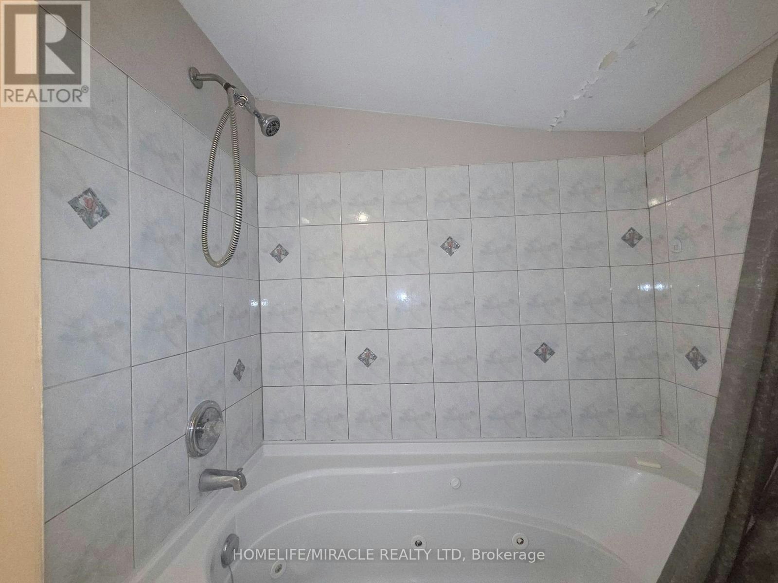 908 Windsor Avenue, Windsor, ON, N9A 1K2 - 26