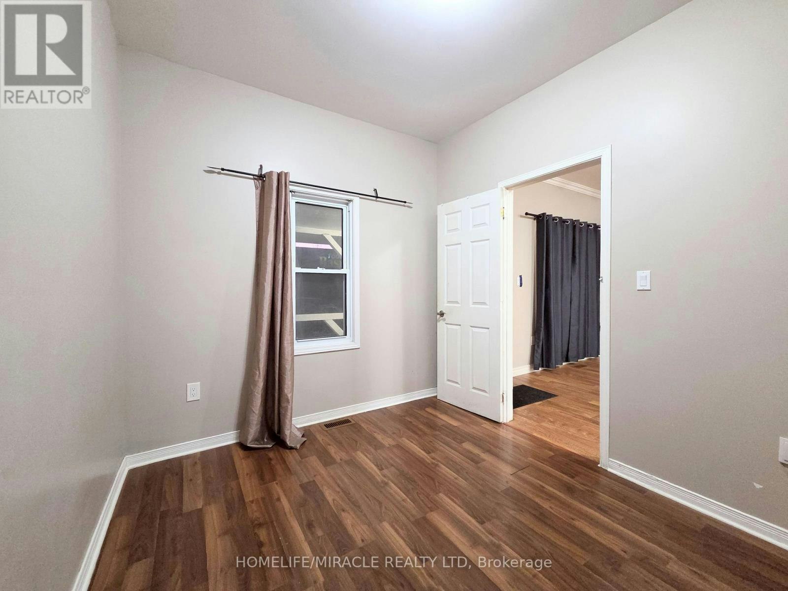 908 Windsor Avenue, Windsor, ON, N9A 1K2 - 13