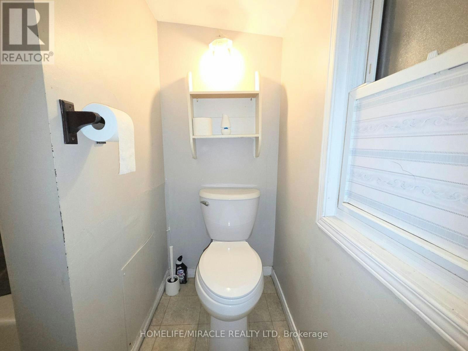 908 Windsor Avenue, Windsor, ON, N9A 1K2 - 27