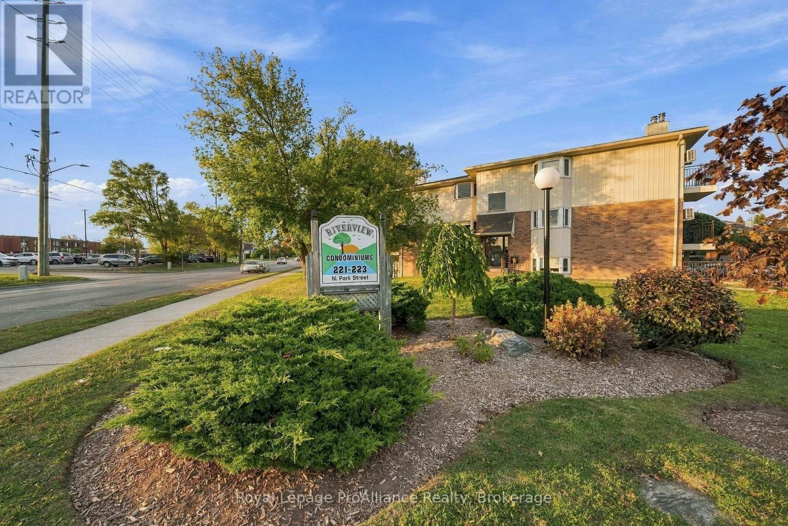 311C-223 Park Street NORTH, Belleville, ON, K8P 5A7