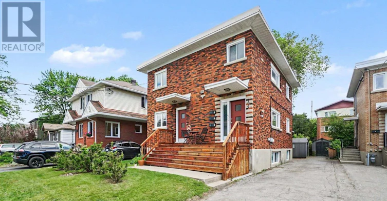 1-707 Edison Avenue, Ottawa, ON, K2A 1W2 - 2