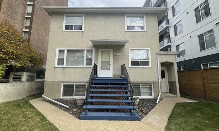10017 113 Street
