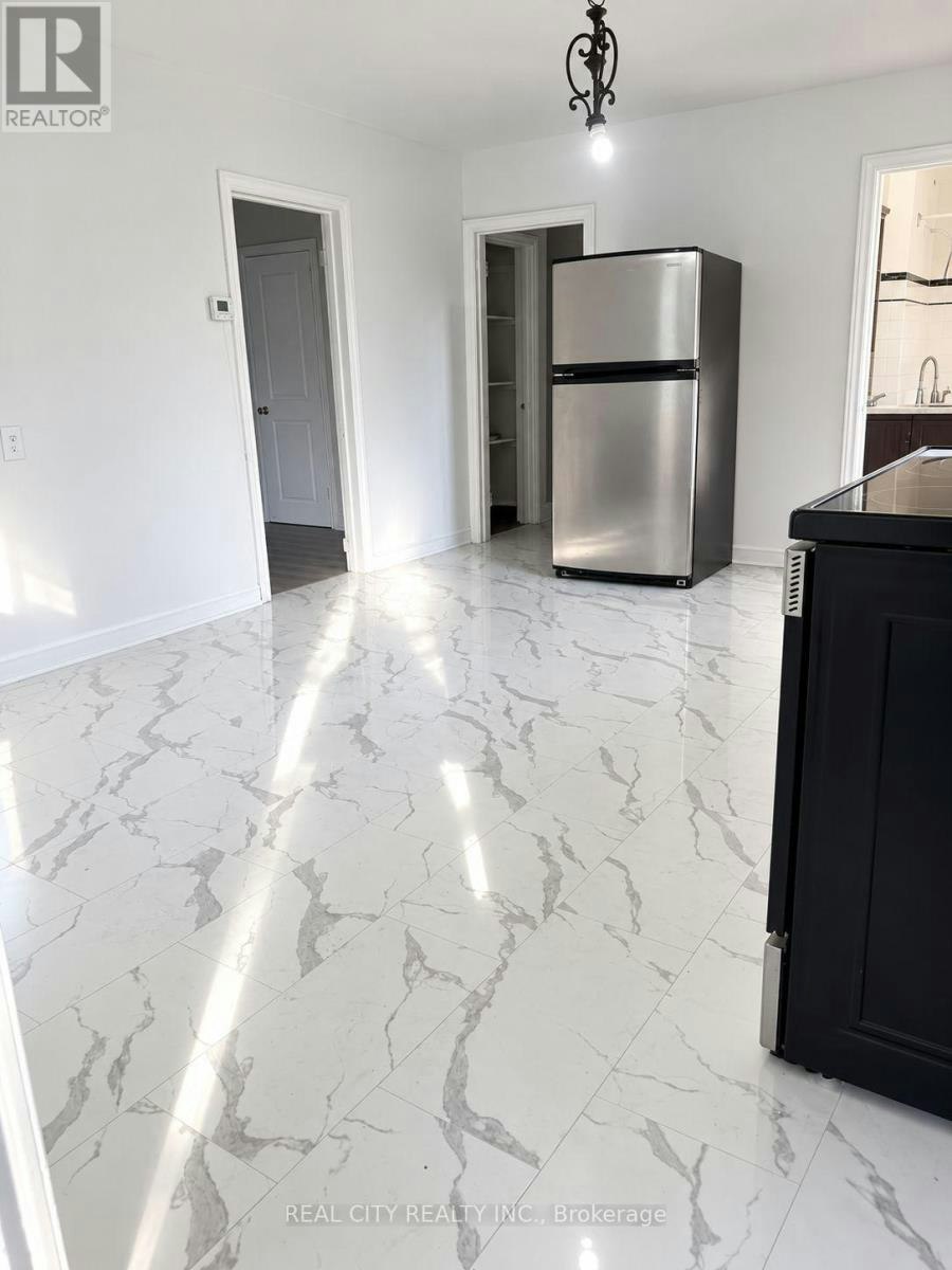 117A-117 Service Road NORTH, Oakville, ON, L6H 1A3 1