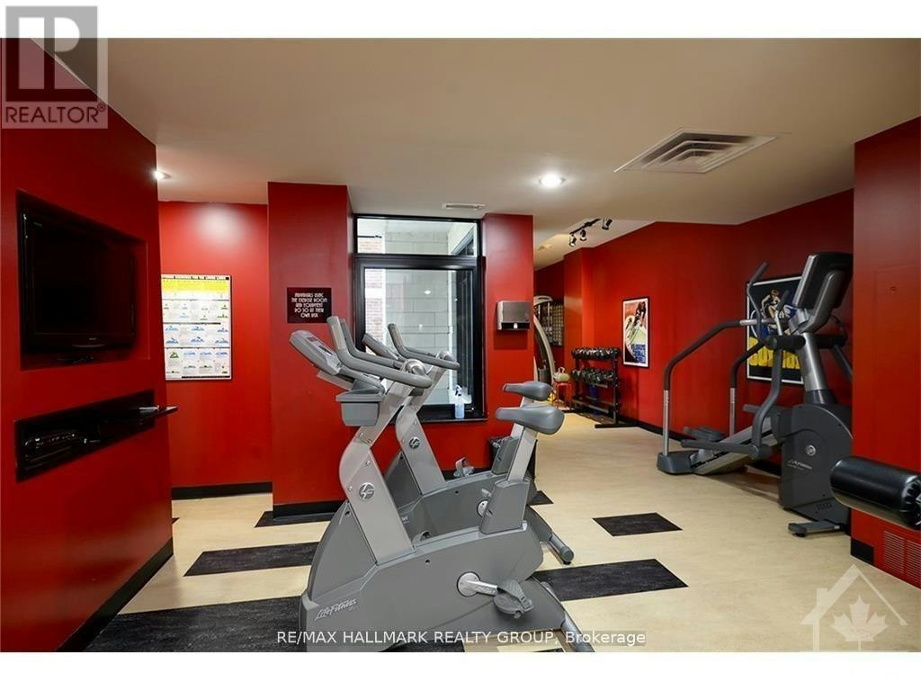 302-245 Kent Street, Ottawa, ON, K2P 0A5 - 6