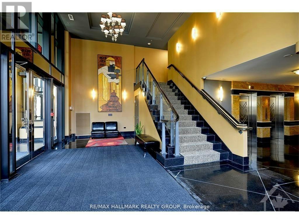 302-245 Kent Street, Ottawa, ON, K2P 0A5 - 4