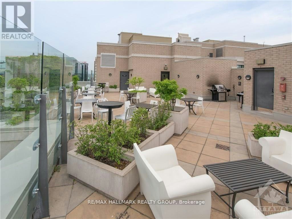 302-245 Kent Street, Ottawa, ON, K2P 0A5 - 8