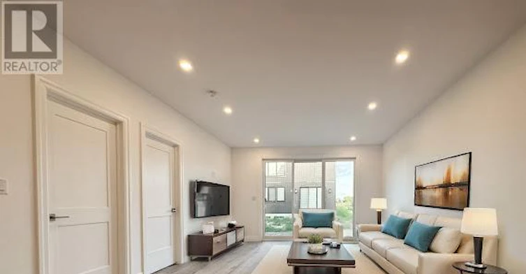 MAIN FLOOR-7406 Majestic Trail, Niagara Falls, ON, L2H 3V8 - 5