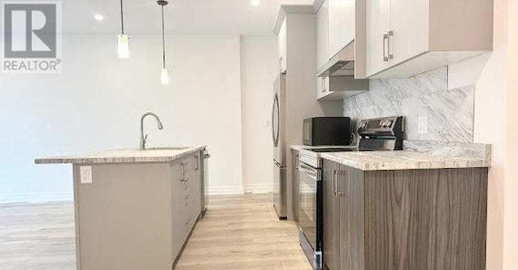 MAIN FLOOR-7406 Majestic Trail, Niagara Falls, ON, L2H 3V8 - 4