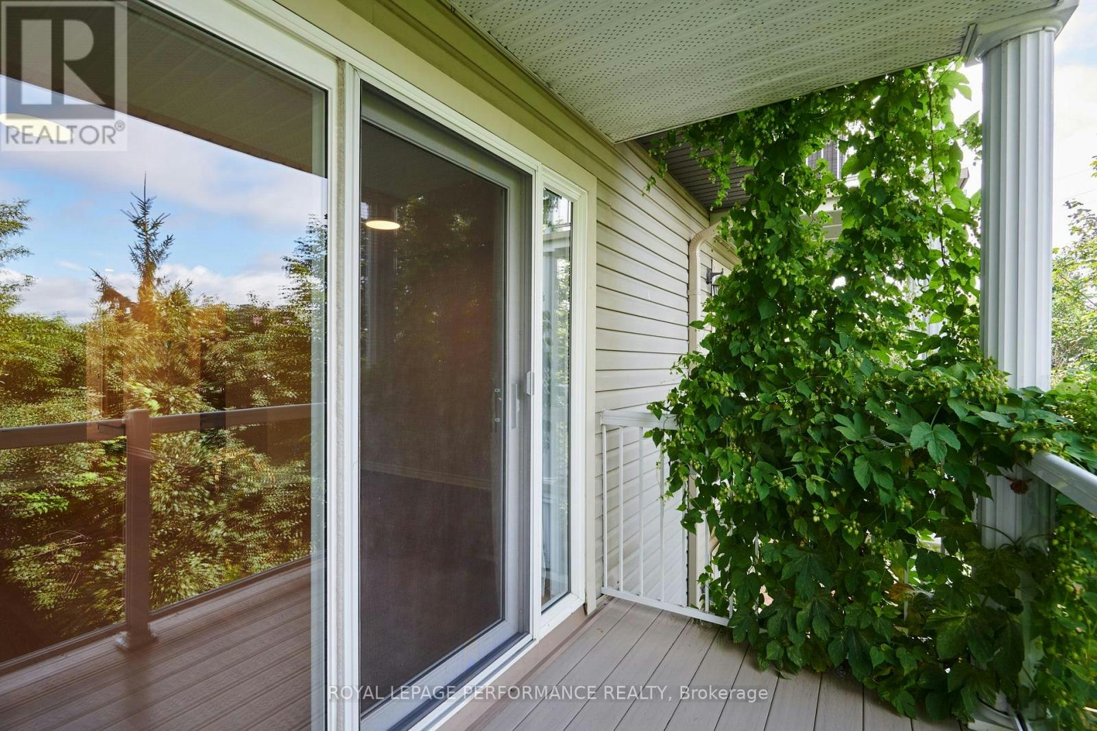 64 Mayflower Private, Ottawa, ON, K2B 0A2 - 15