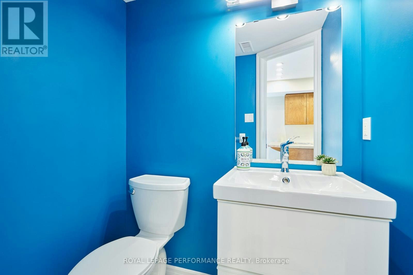 64 Mayflower Private, Ottawa, ON, K2B 0A2 - 22