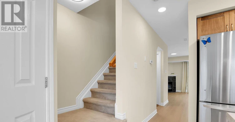64 Mayflower Private, Ottawa, ON, K2B 0A2 - 23