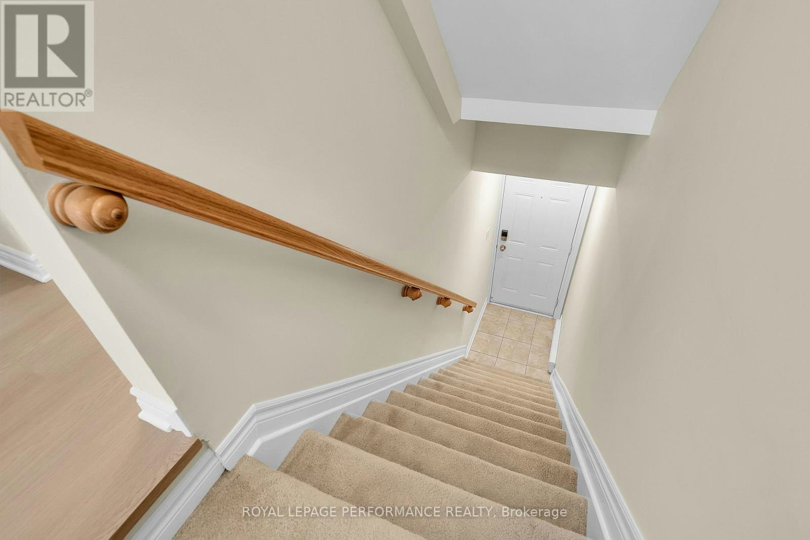 64 Mayflower Private, Ottawa, ON, K2B 0A2 - 3
