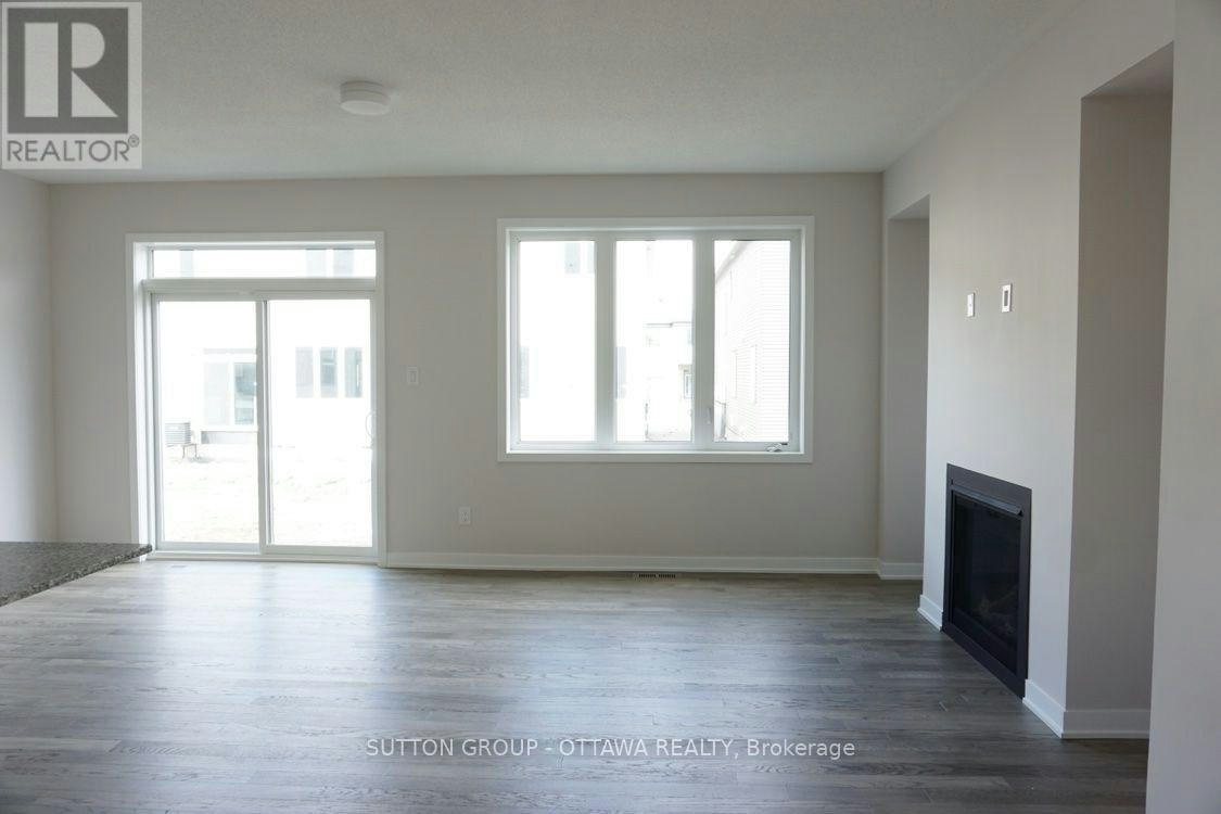 663 Allied Mews, Ottawa, ON, K2S 1B9 - 13