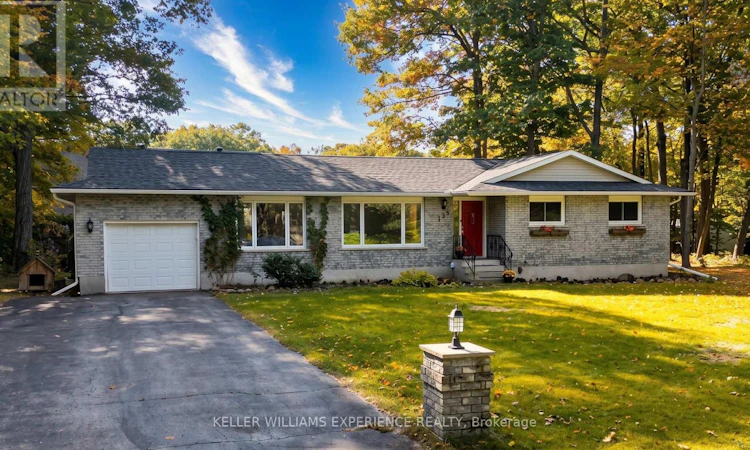 135 Catherine Street W