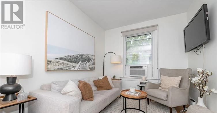 109 Melrose Avenue, Ottawa, ON, K1Y 3K6 - 5