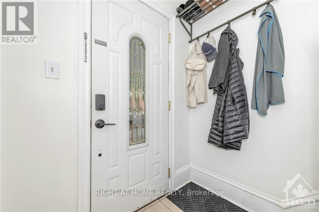 109 Melrose Avenue, Ottawa, ON, K1Y 3K6 - 3