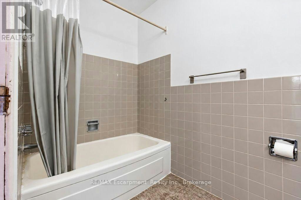 303-830 Robinson Street, Burlington, ON, L7R 2L5 - 11