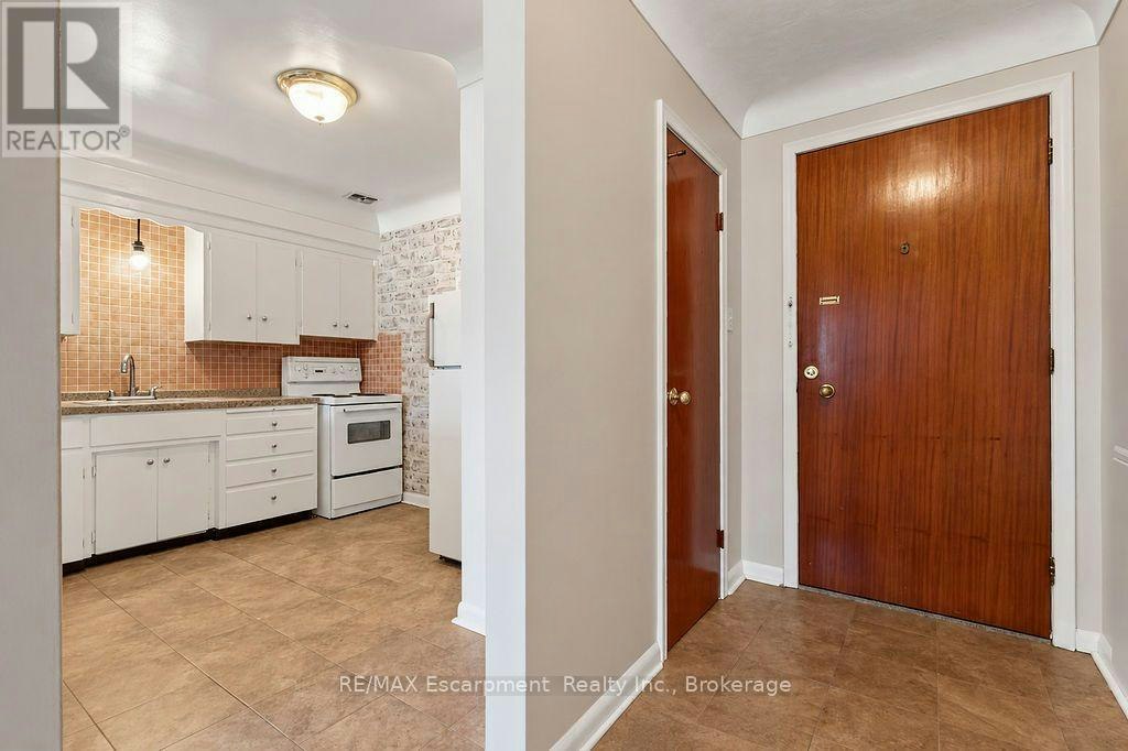 303-830 Robinson Street, Burlington, ON, L7R 2L5 - 14