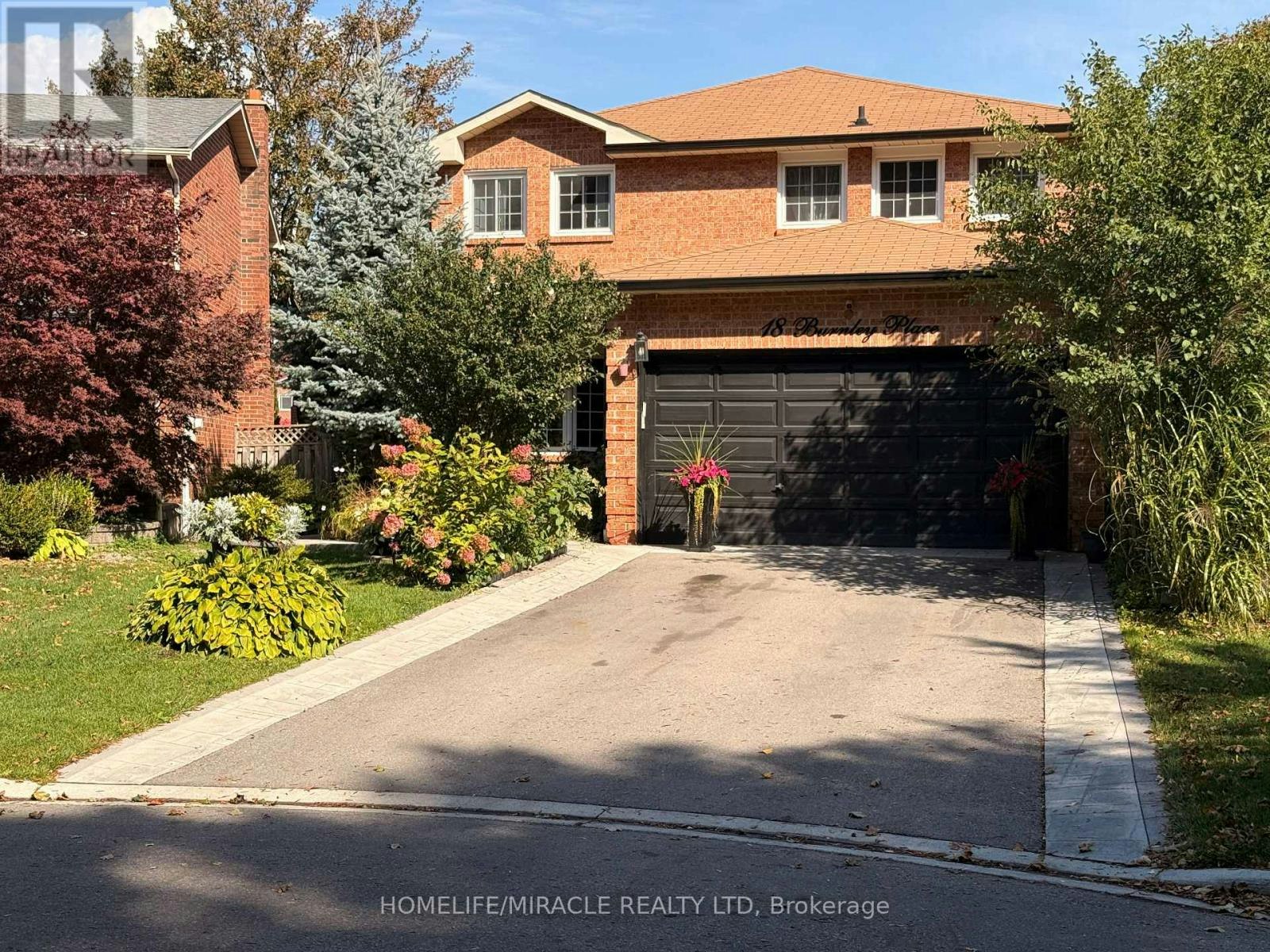 18 Burnley Place, Brampton, ON, L6Z 2T9 1