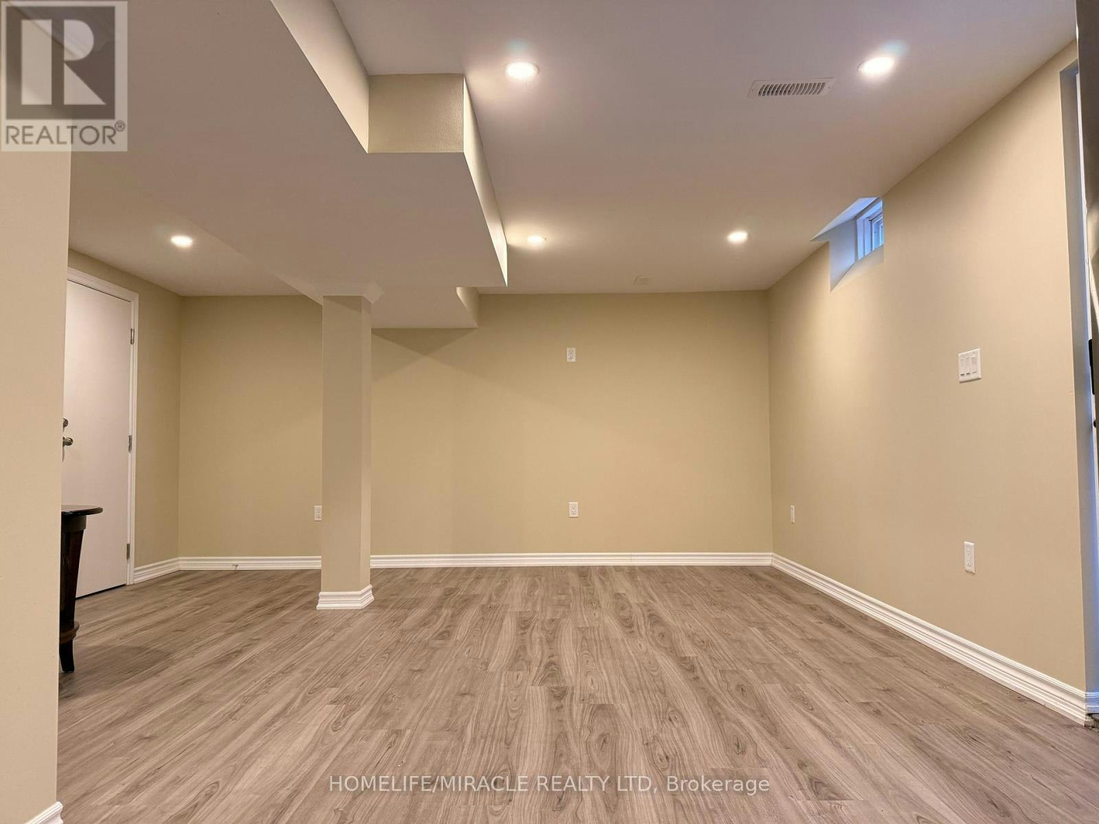 18 Burnley Place, Brampton, ON, L6Z 2T9 - 6