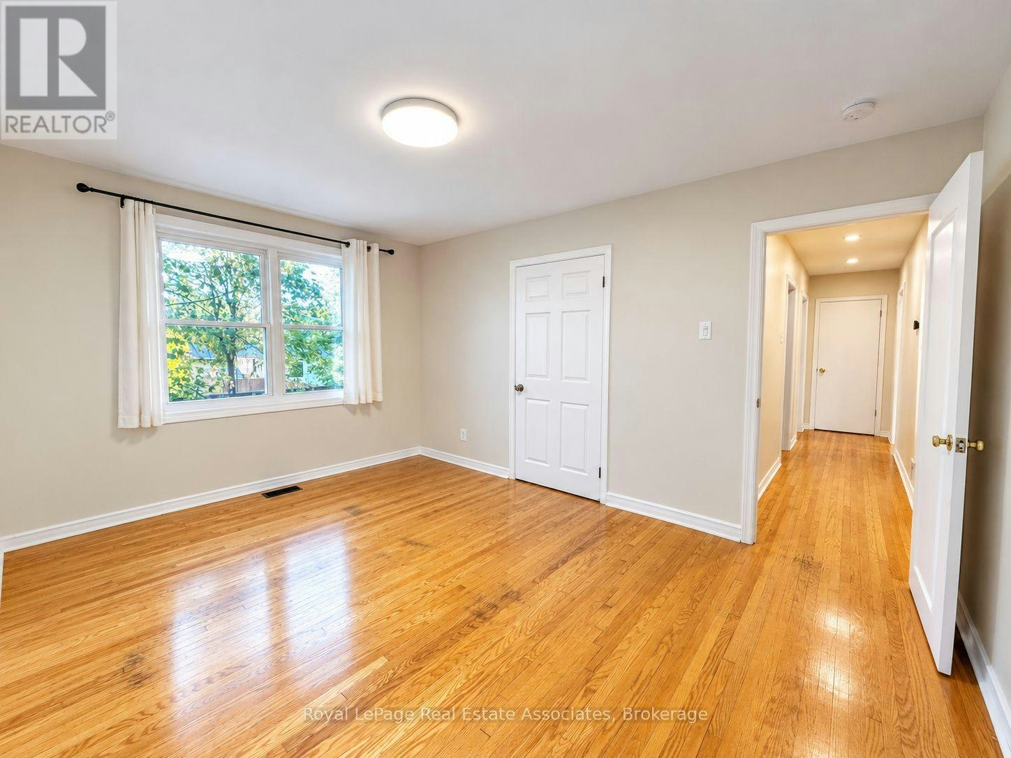 UPPER-10 Elizabeth Street, Halton Hills, ON, L7G 3K2 - 9