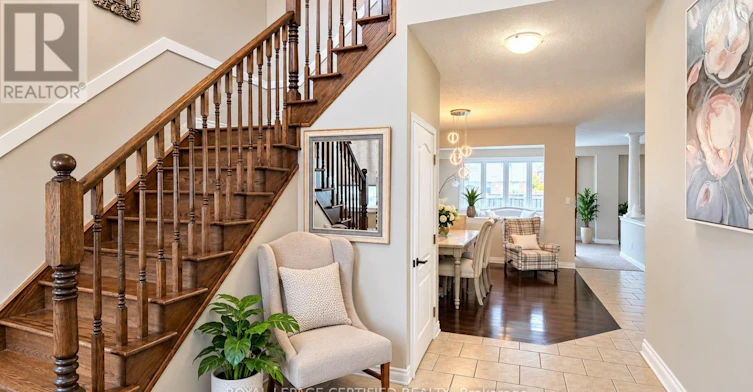 115 Davinci Boulevard, Hamilton, ON, L9B 0C3 - 3