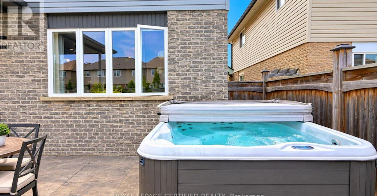 115 Davinci Boulevard, Hamilton, ON, L9B 0C3 - 30