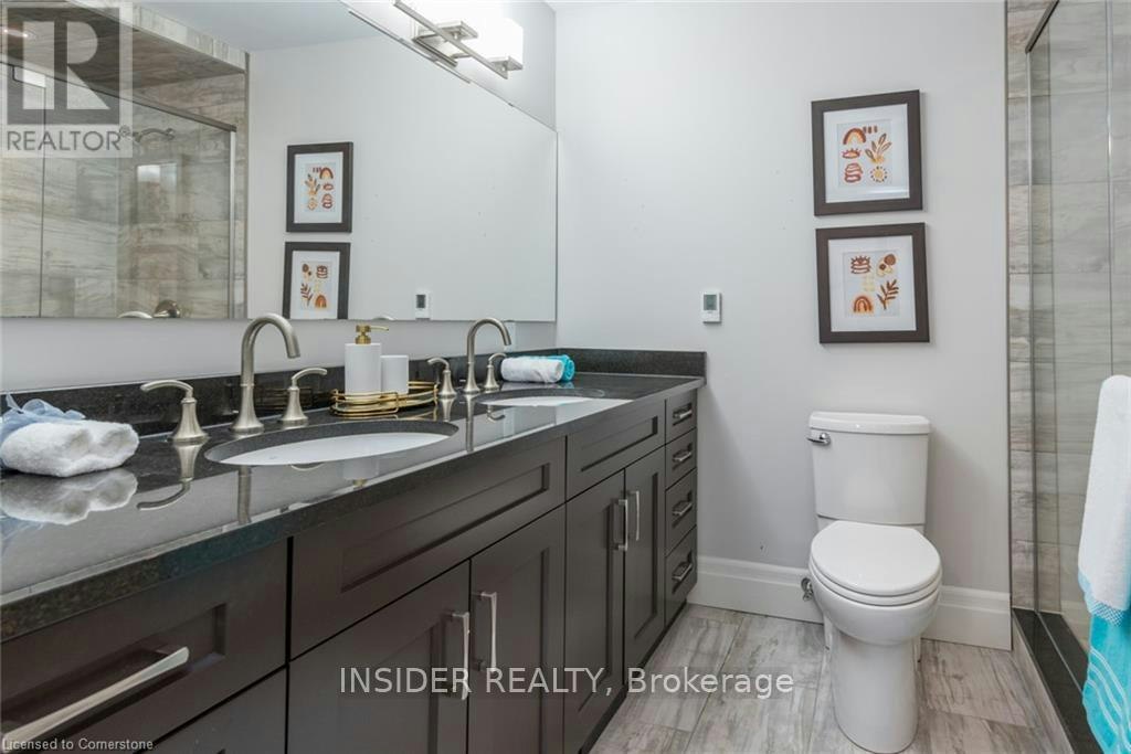 234 Shakespeare Drive, Waterloo, ON, N2L 2T6 - 24