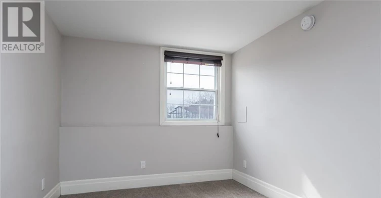 234 Shakespeare Drive, Waterloo, ON, N2L 2T6 - 35